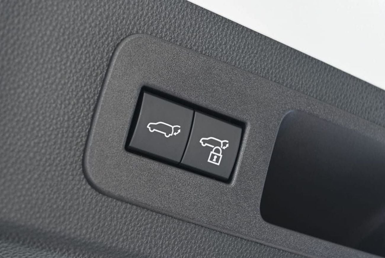 لكزس LX 600 Lexus LX600 Signature Mark Levinson, 3.5L Twin-Turbo V6, Petrol Model 2025