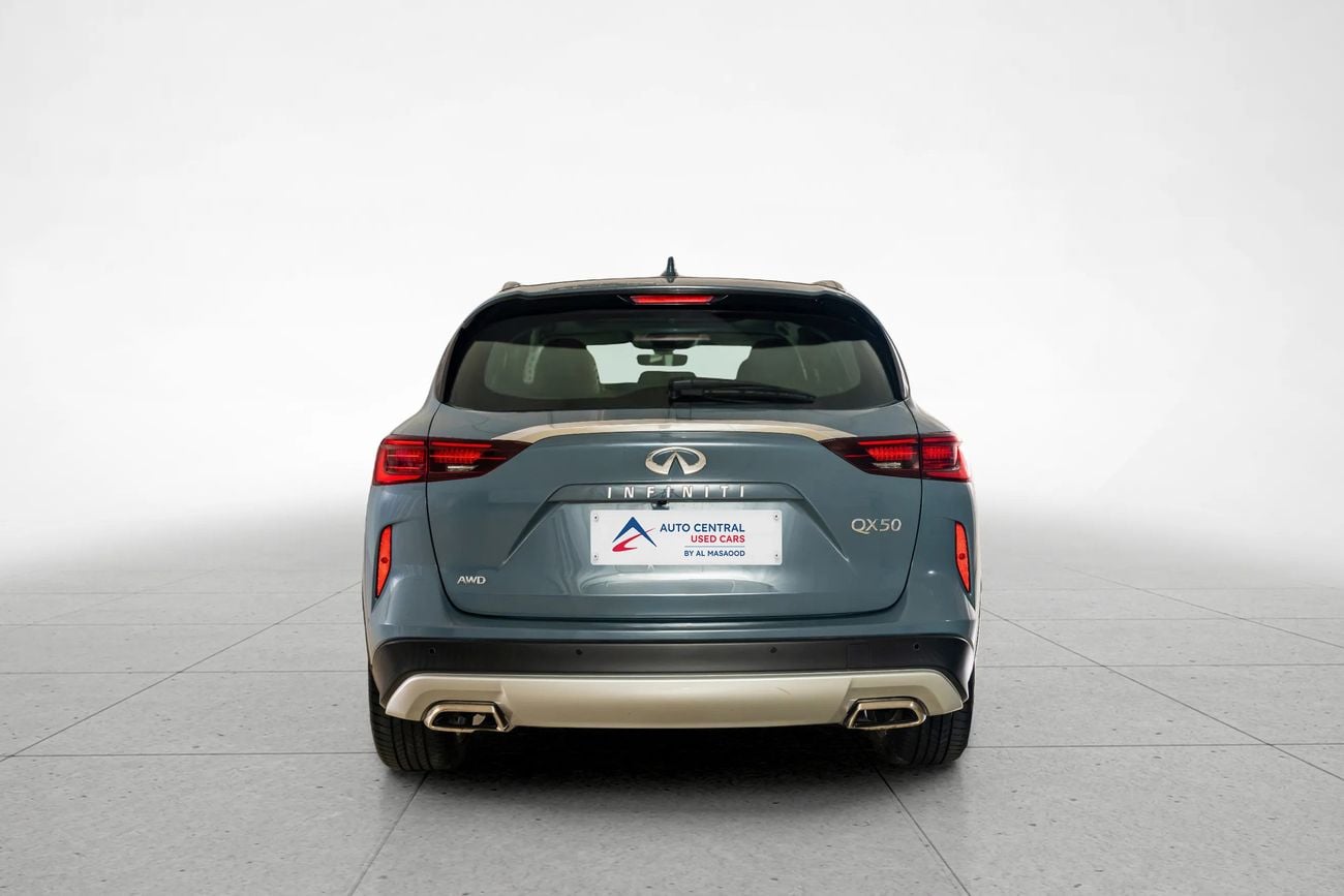 إنفينيتي QX50 LUXE 2.0