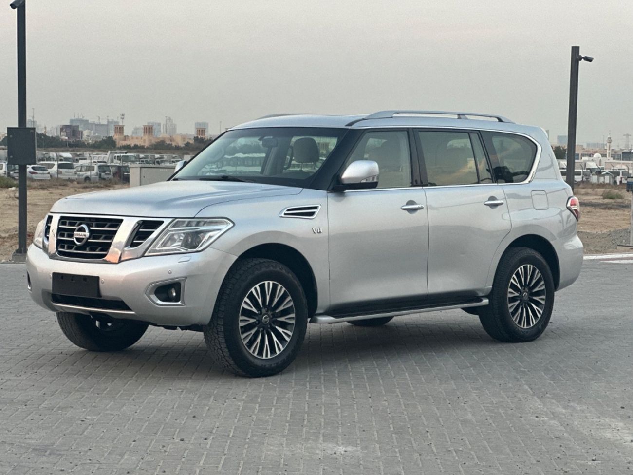 نيسان باترول موديل 2015 خليجي فل مواصفات فتحه ونظام صوت ممتاز V8