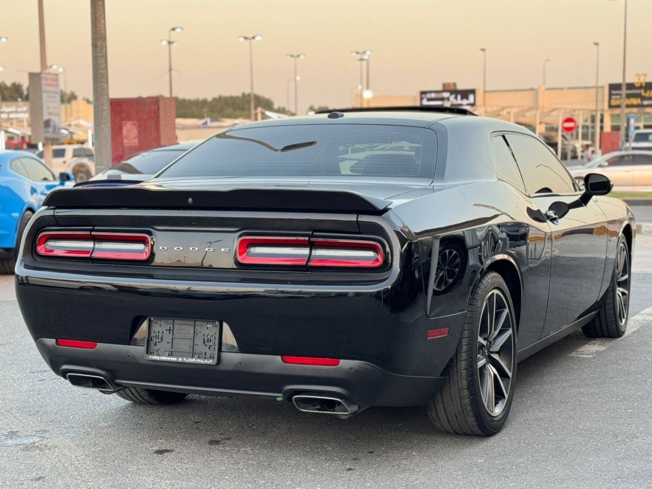 Dodge Challenger RT PLUS R/T 5.7L (370 HP)