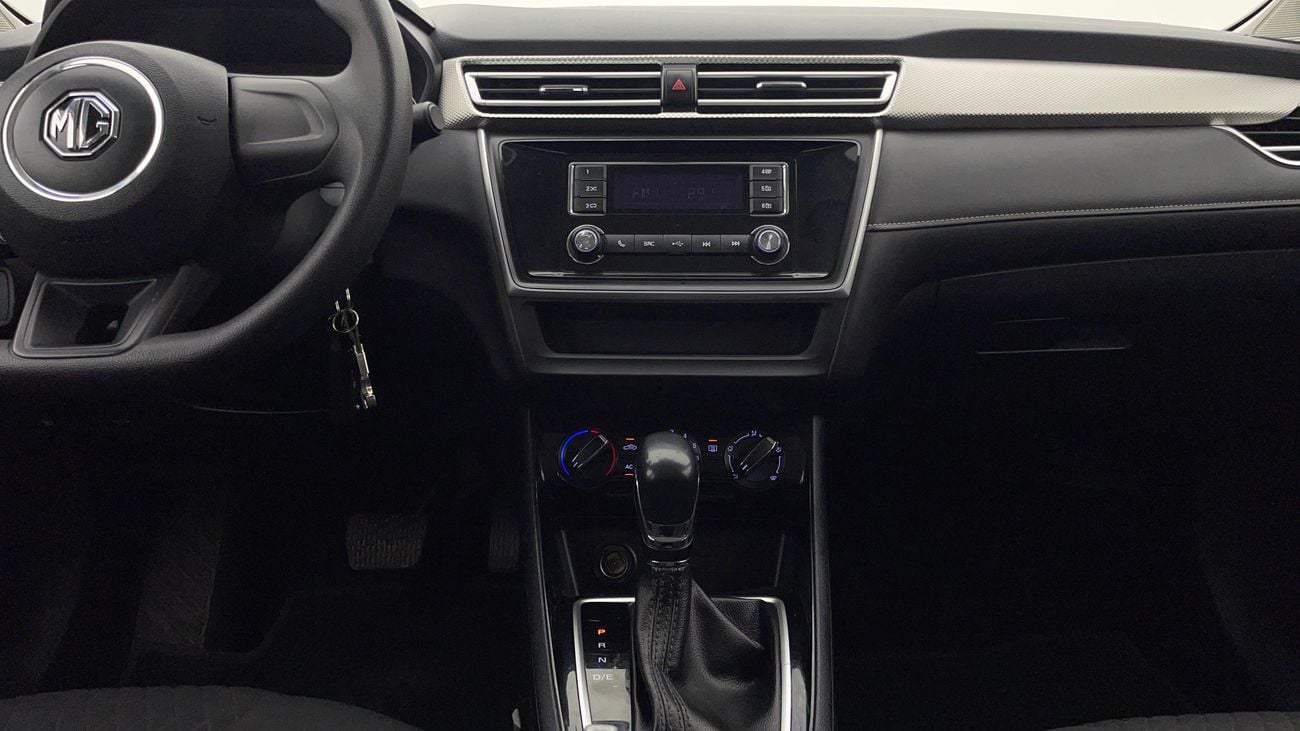 أم جي 5 STD 1.5 | بدون دفعة مقدمة | اختبار القيادة في المنزل