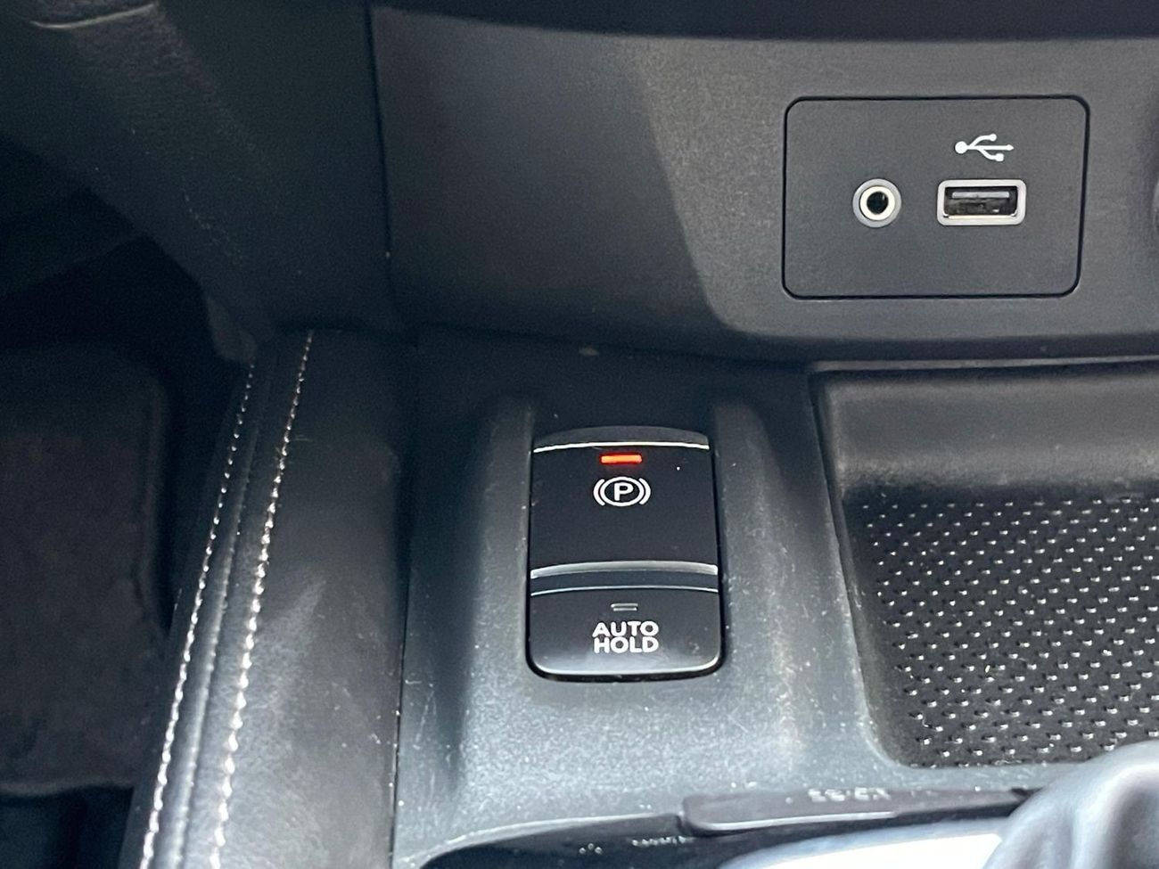 نيسان روج بلاتينيوم / أعلى المواصفات / بانوراما  / كاميرا 360 / 750 درهم شهريا