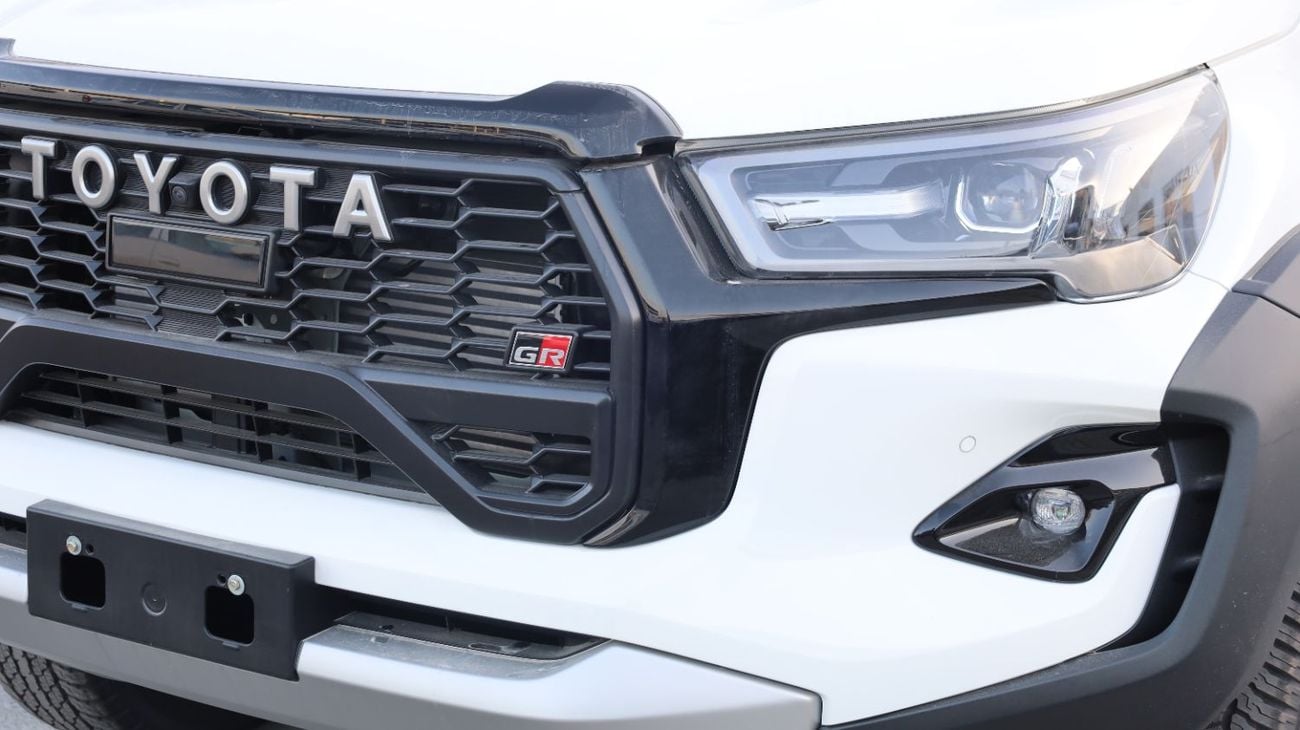 Toyota Hilux GR SPORT