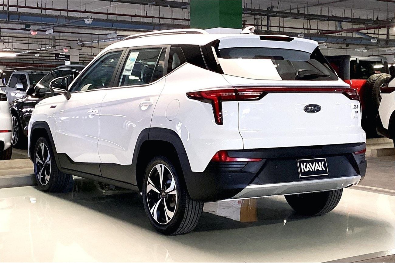 JAC JS4 Intelligent | National Day | Start 2026 with the ideal drive 1.5