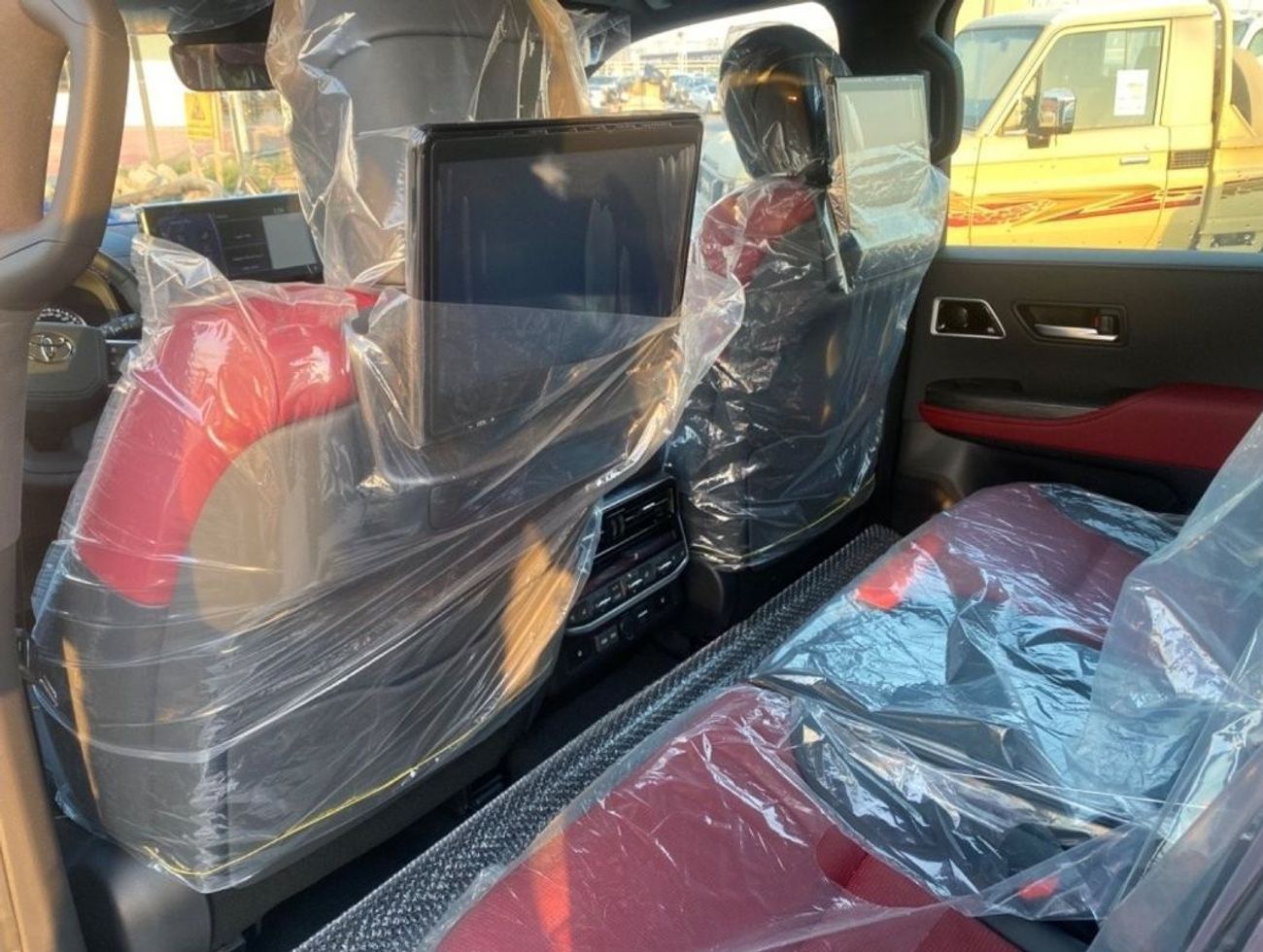 Toyota Land Cruiser VX.R W/Radar