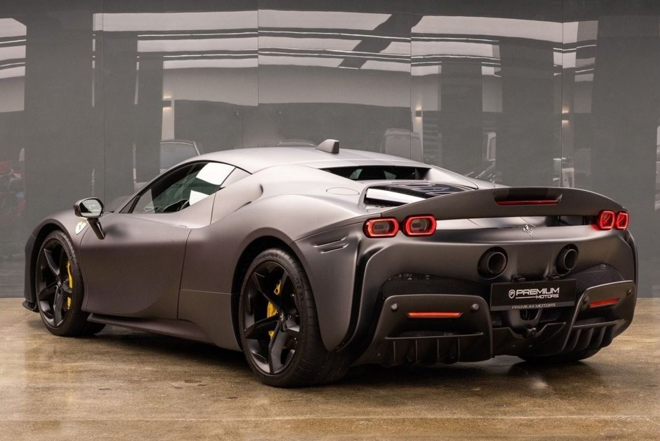 Ferrari SF90 Stradale Std ASSETTO FIORANO