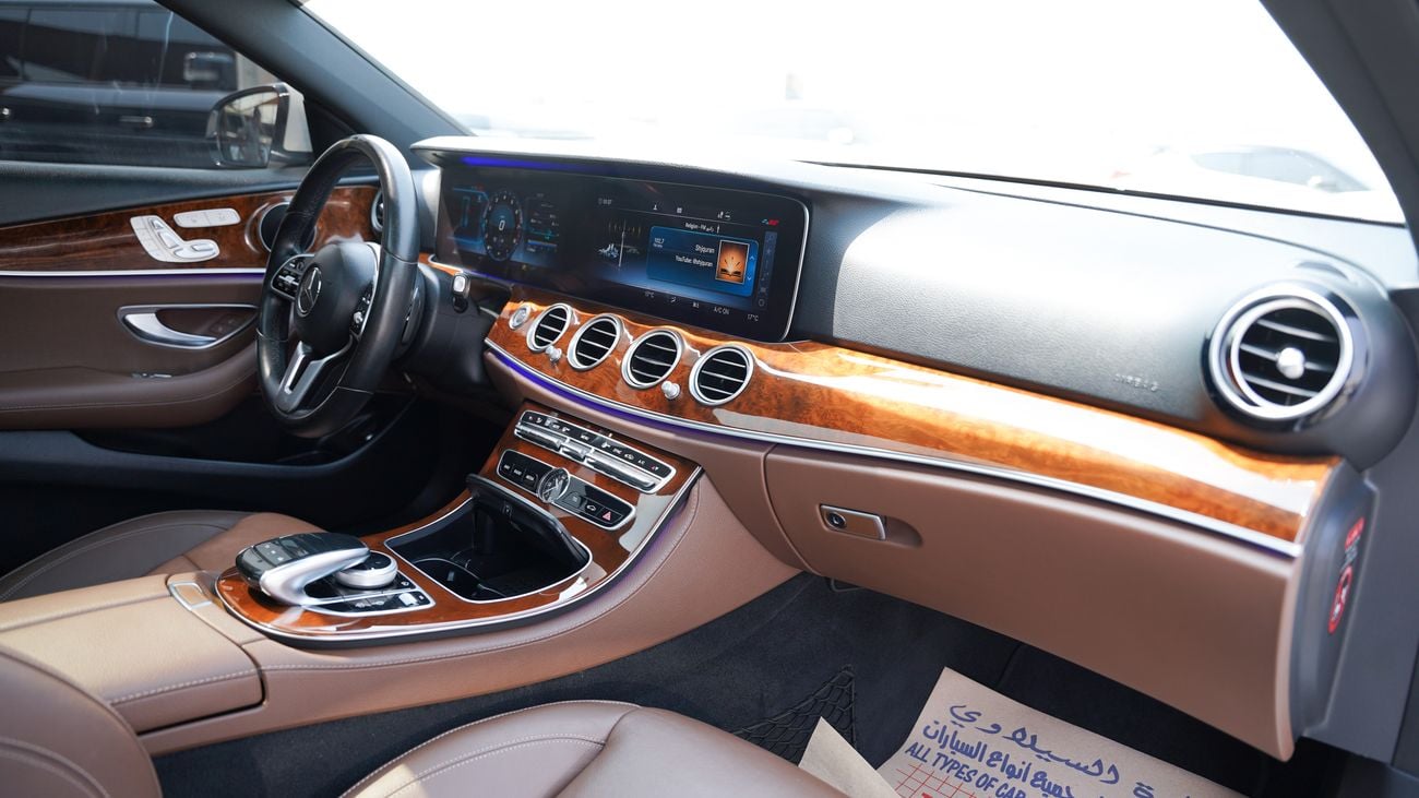 مرسيدس بنز E300