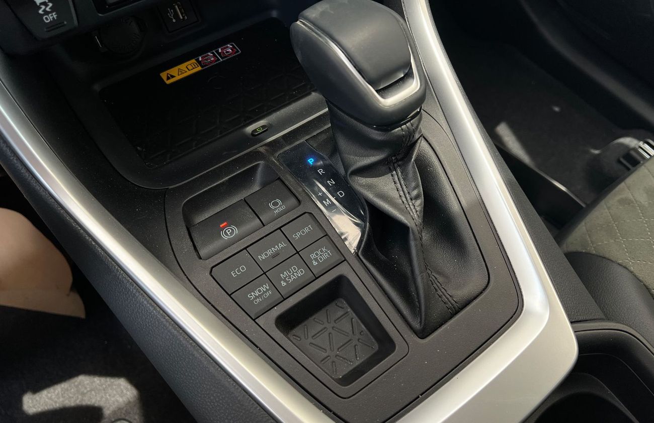 Toyota RAV4 2025 Adventure Plus