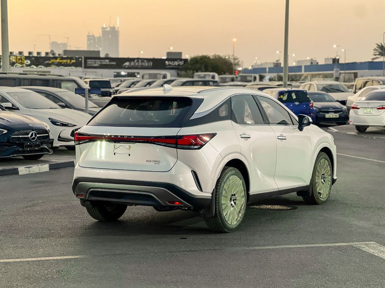 لكزس RX 350 EXPORT ONLY - RX350 2.4L V4