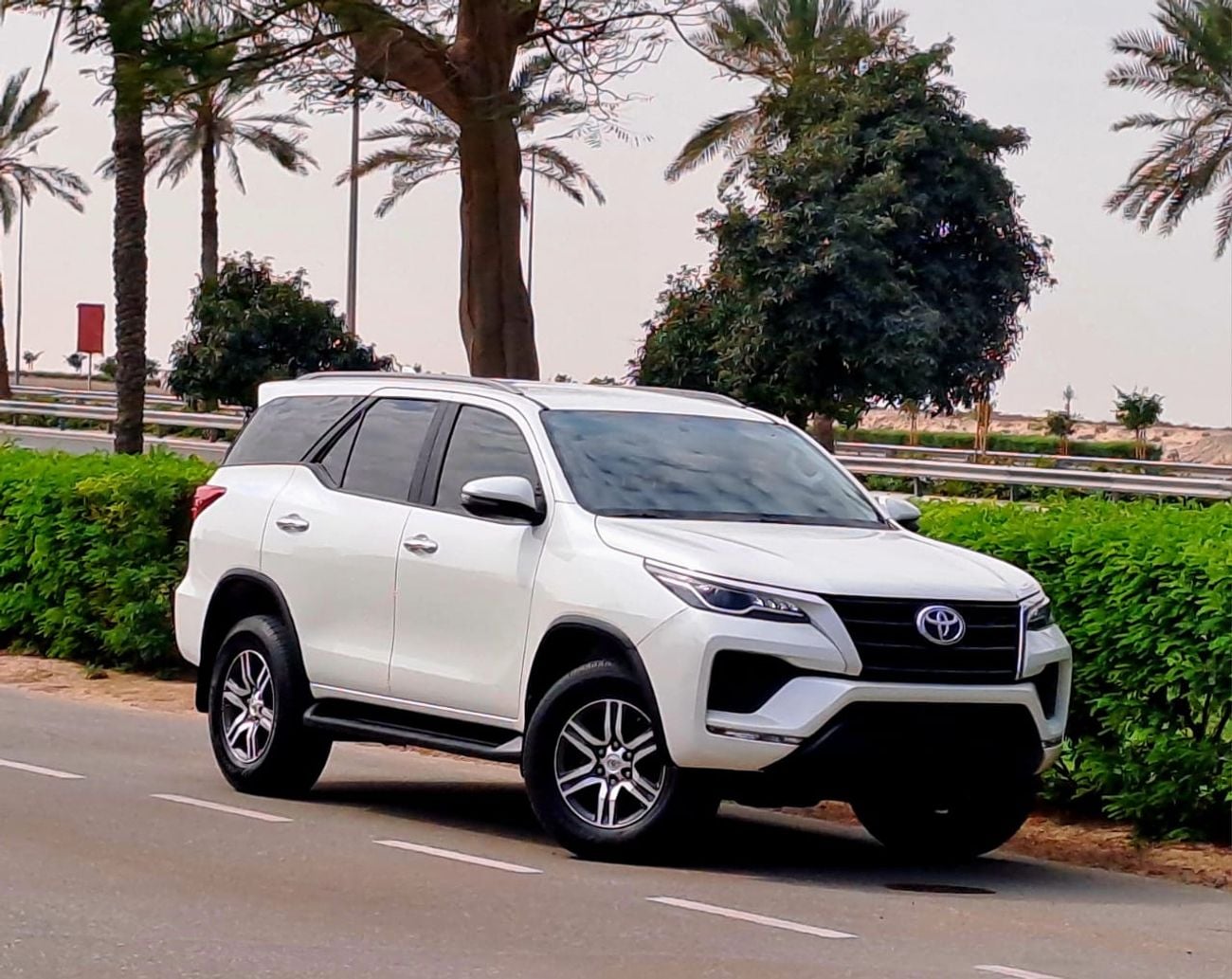 تويوتا فورتونر 1480-Monthly Toyota Fortuner EXR I GCC | 2.7 L V4,Cruise, GPS I Accident Free