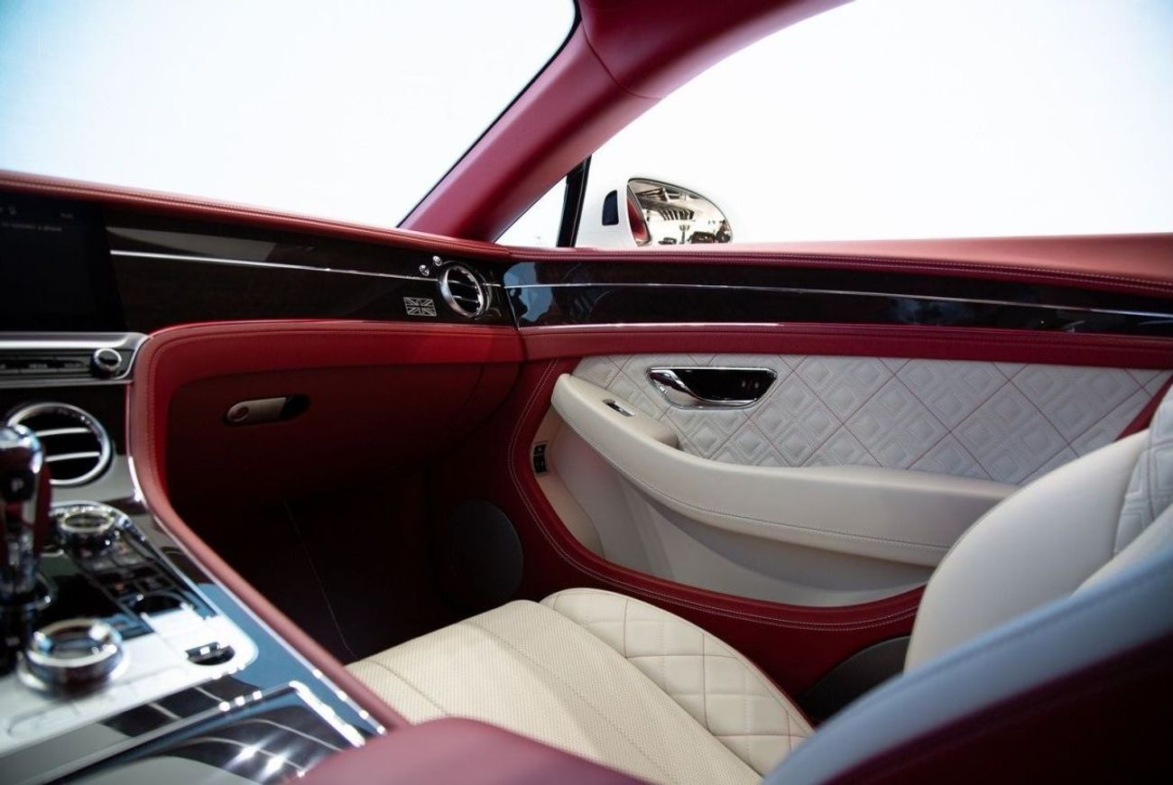 بنتلي كونتيننتال جي تي FIRST EDITION