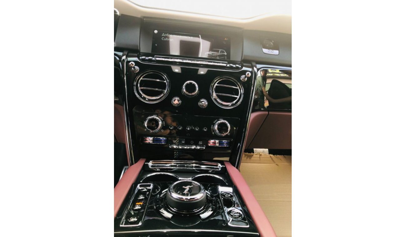 Rolls-Royce Cullinan Black Badge