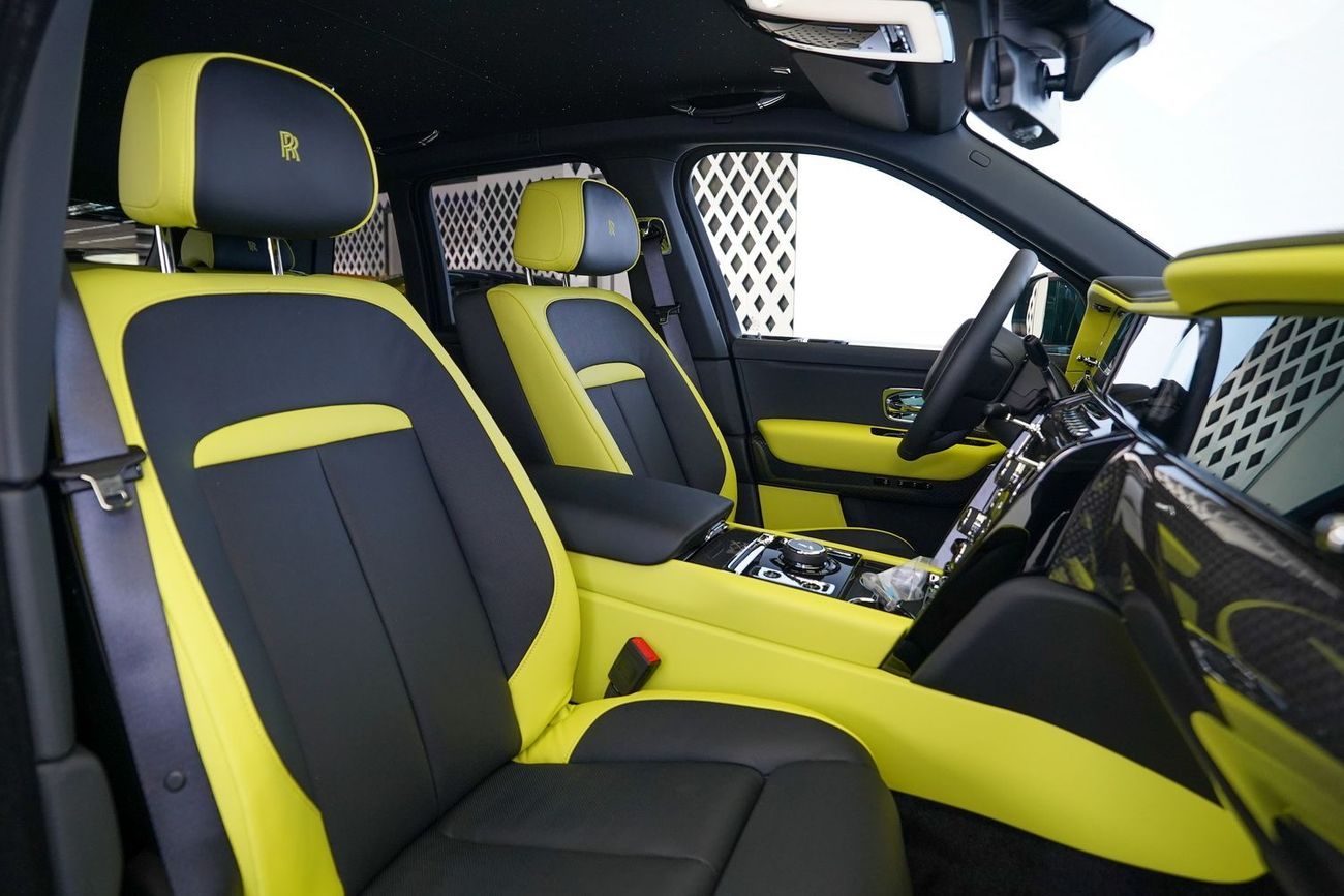 Rolls-Royce Cullinan BLACK BADGE
