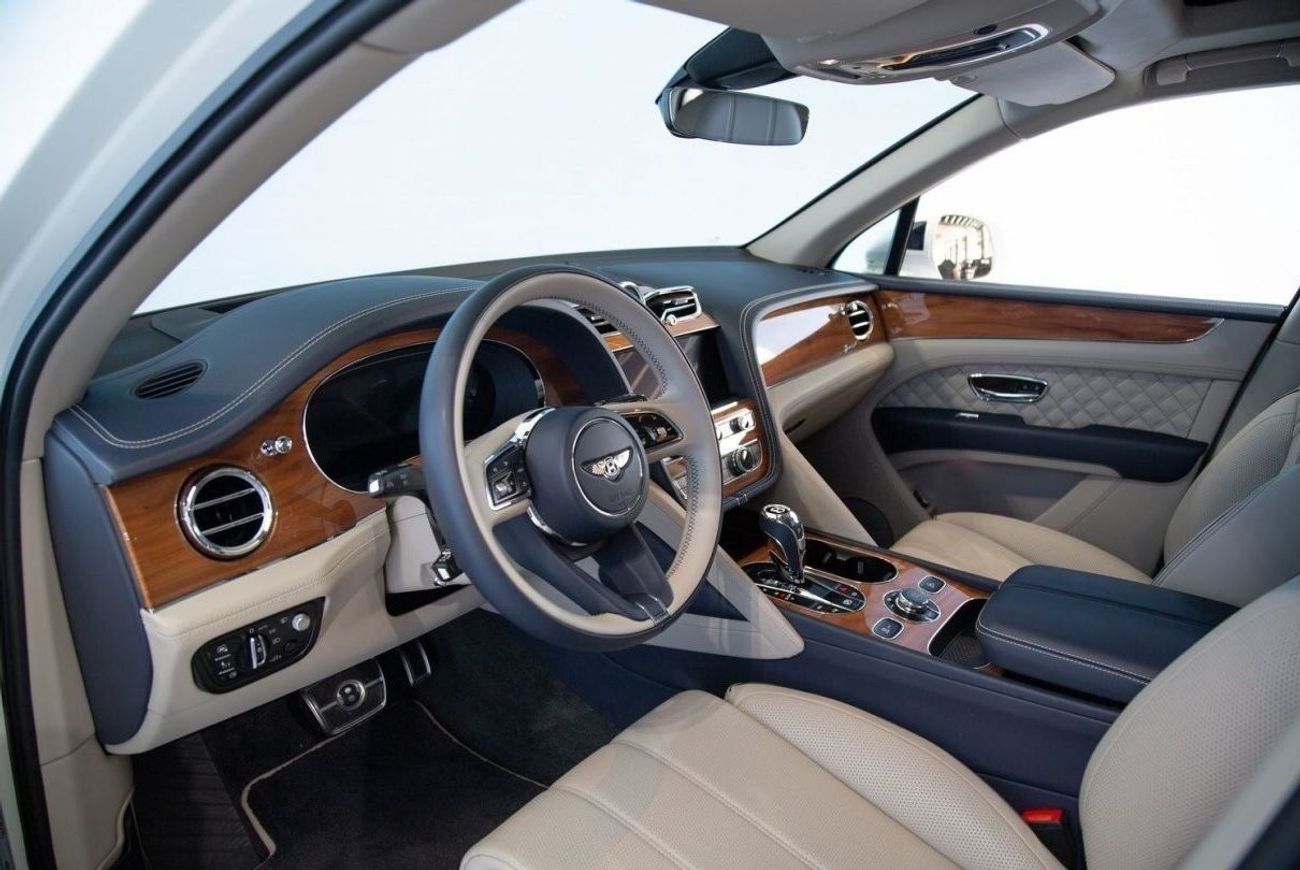 بنتلي بينتايجا Bentley Bentayga Speed Black Edition W12