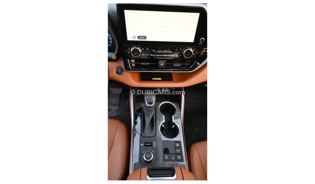 Toyota Highlander PLATINUM 2.4L TURBO CANADIAN SPECS 2023 MODEL