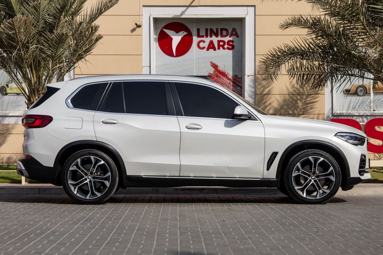 BMW X5 40i Luxury 3.0L BMW X5 xDrive40i 2020 GCC | Warranty
