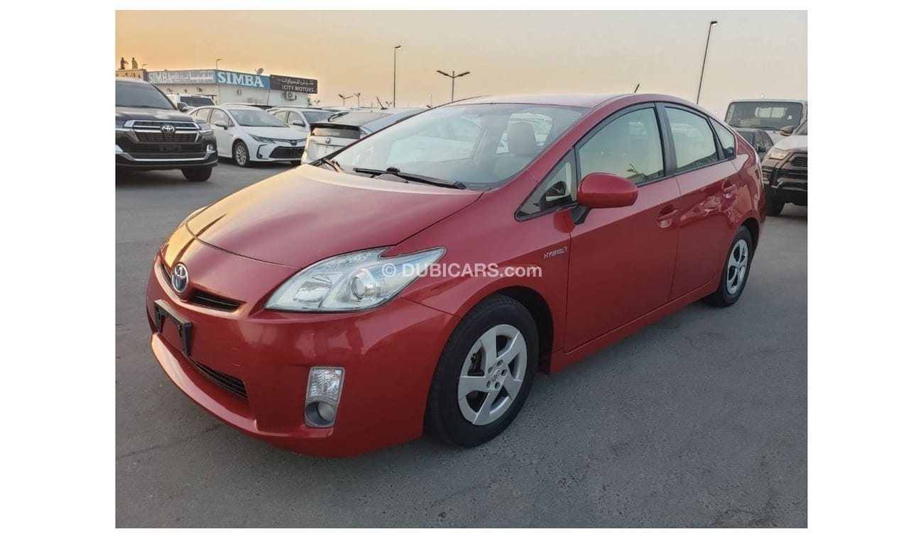 تويوتا برياس 1.8L hybrid  2014