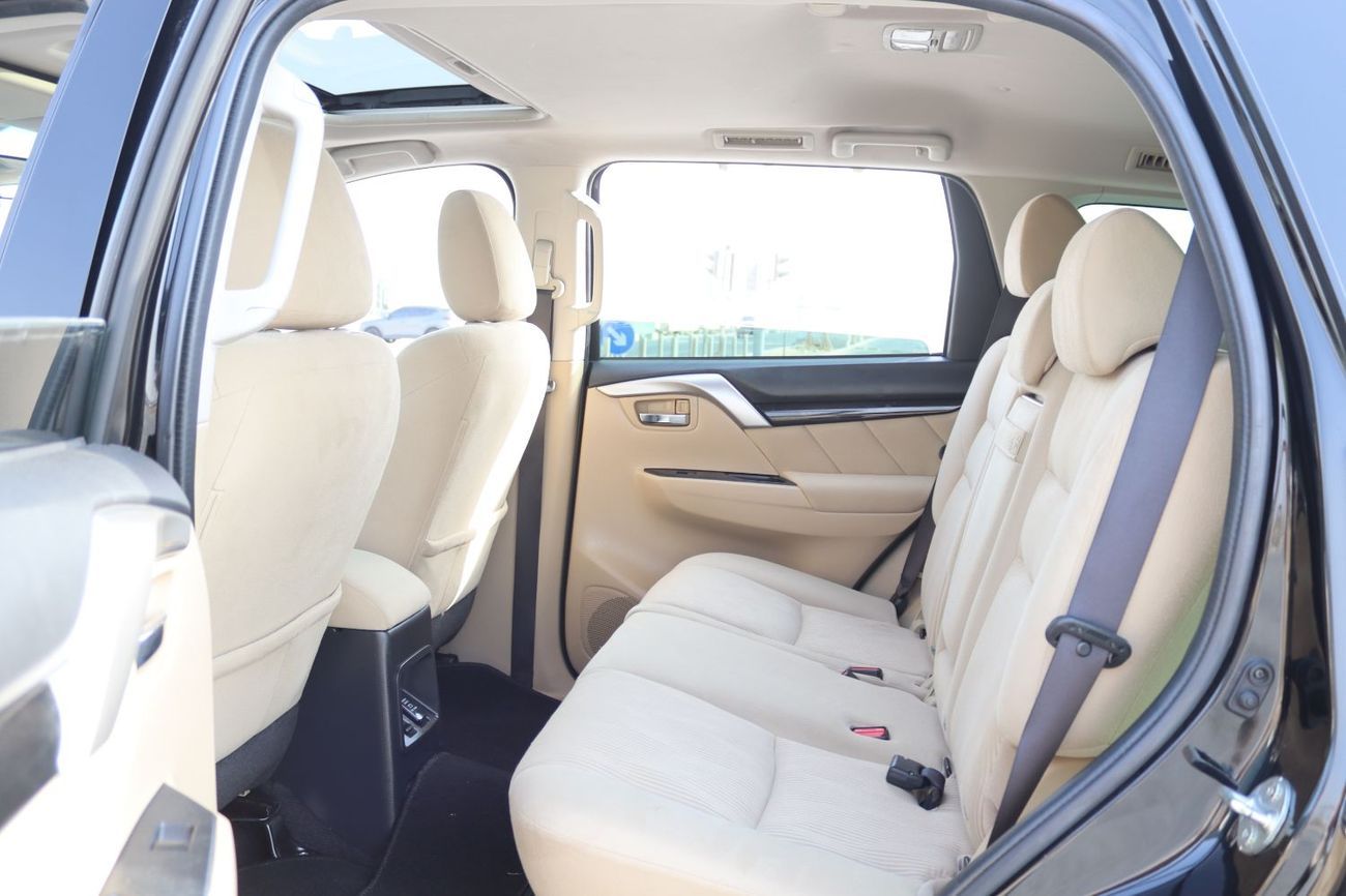 Mitsubishi Montero Sport A 2019 Mitsubishi Montero Sport Gulf model in excellent condition with no accidents, mileage of 112,