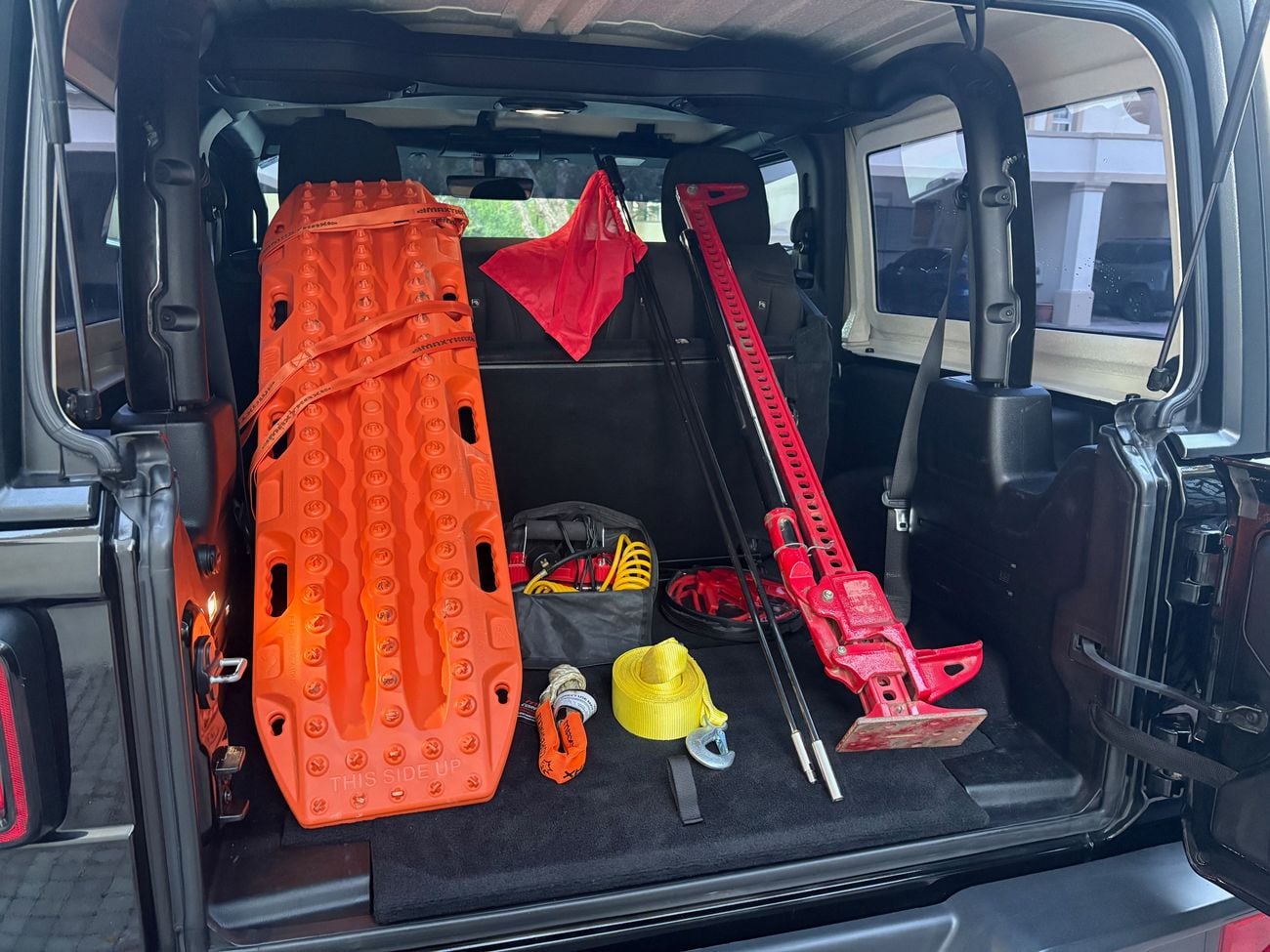 Jeep Wrangler Sport S 3.6L A/T