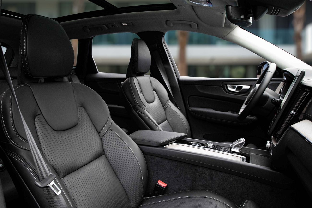 Volvo XC60 XC60 Ultra Dark | 4,113 P.M | 0% Downpayment | 5 Year Volvo Warranty + Service! | Ramadan Offer!