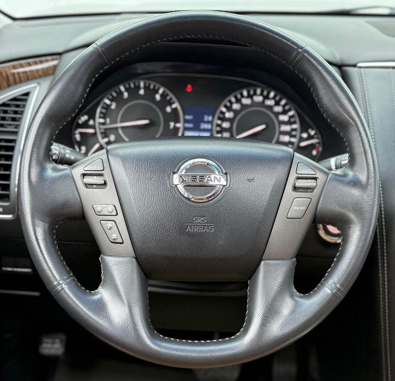 Nissan Patrol LE Platinum 5.6L 2014 Nissan Patrol LE Platinum V8, 2027 GTA Service Pack, 8 Seater, Excellent Condi