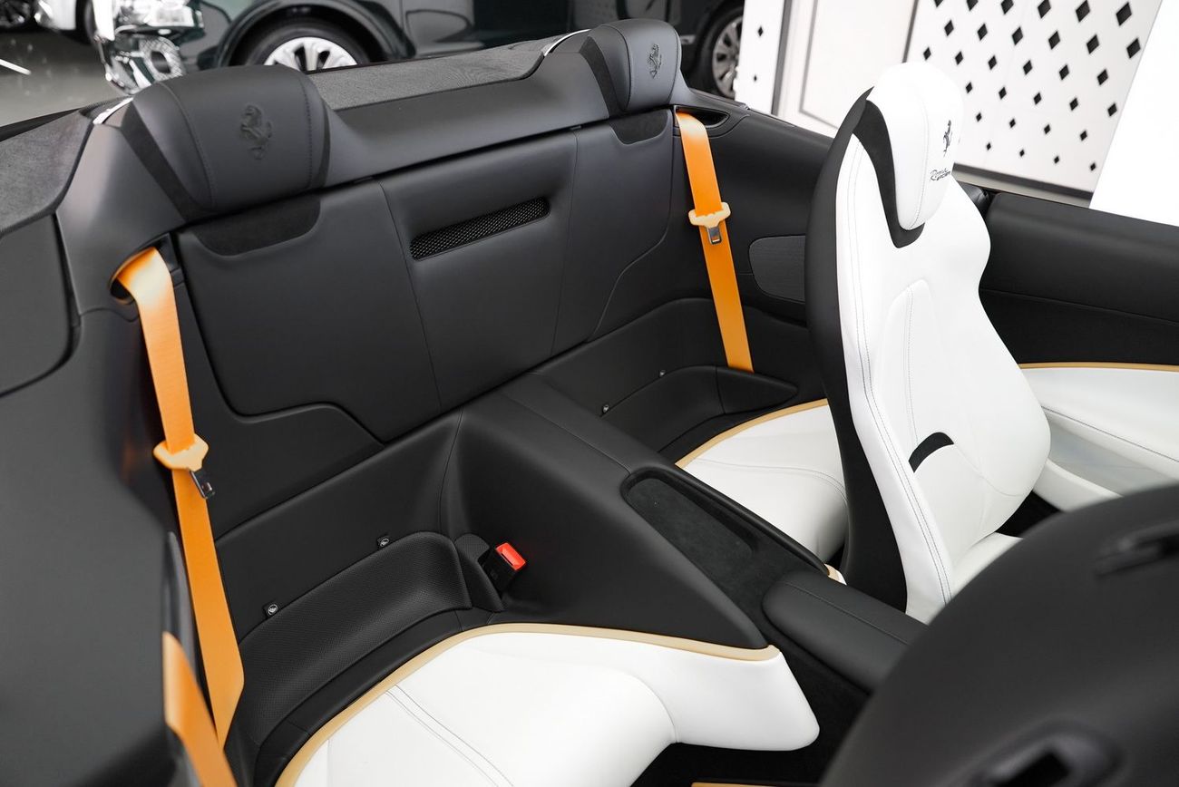 Ferrari Roma Ferrari Roma Spider