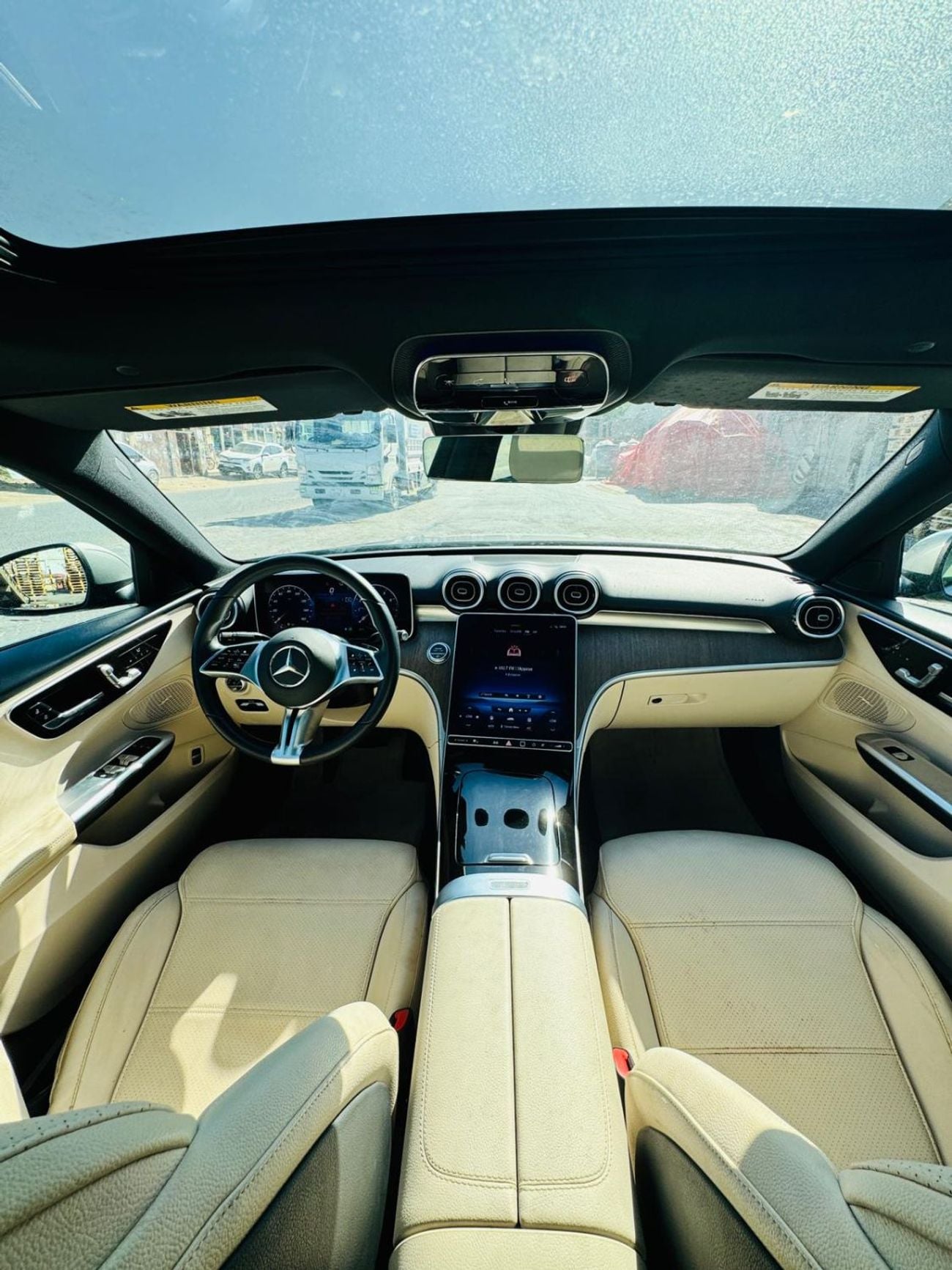 مرسيدس بنز C 300 PREMIUM