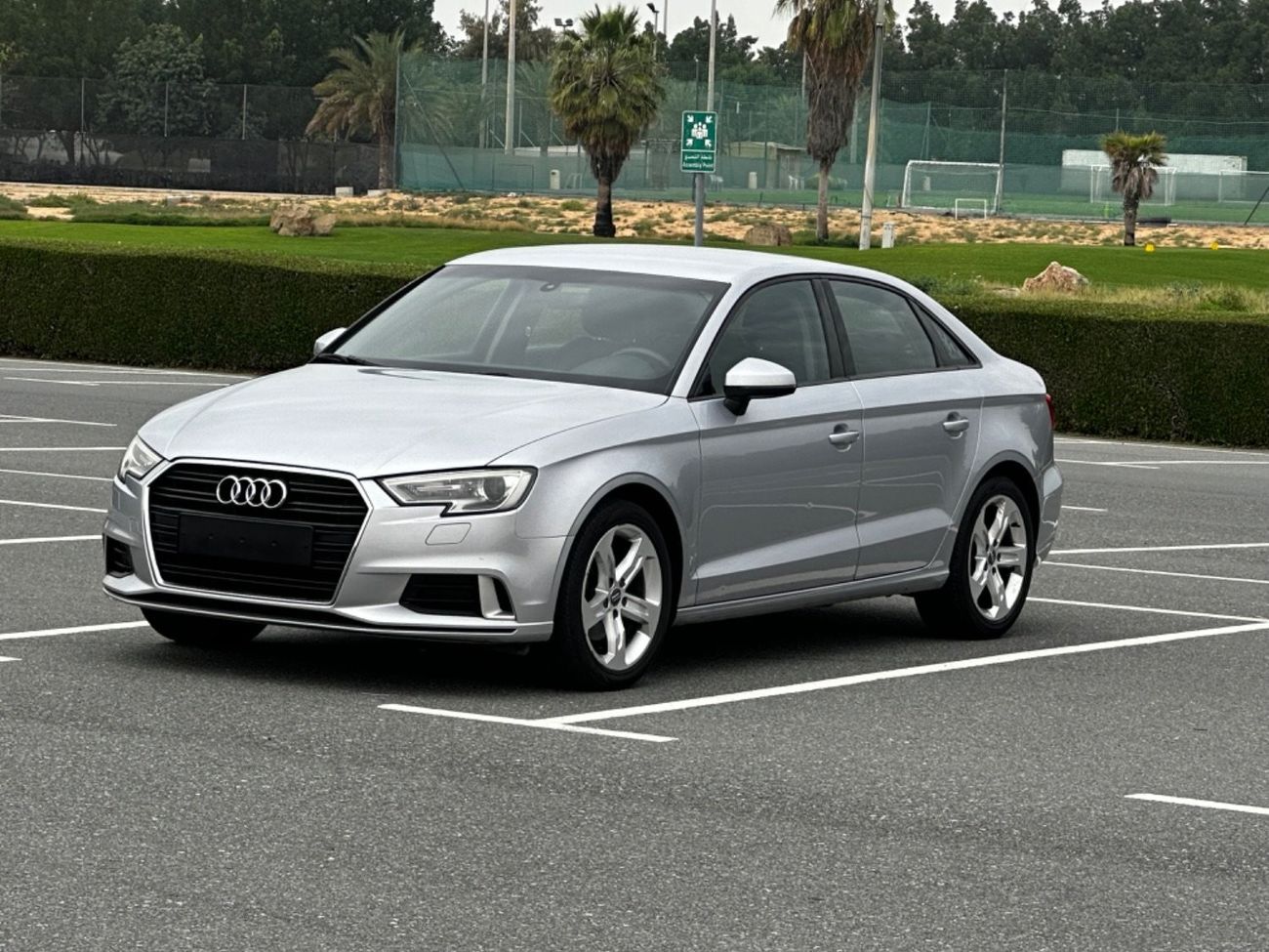 Audi A3 35 TFSI MODEL 2017GCC CAR PERFECT CONDITION INSIDE AND OUTSIDE 1400cc