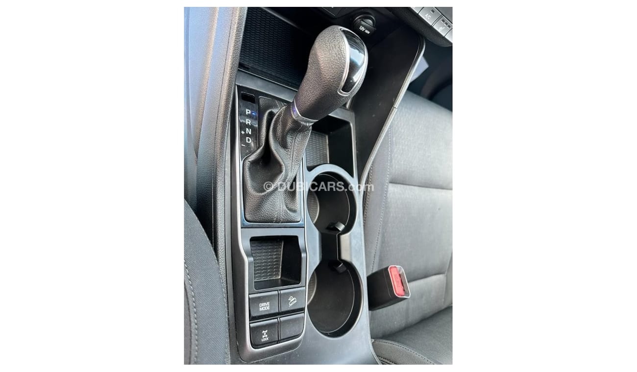 هيونداي توسون SE