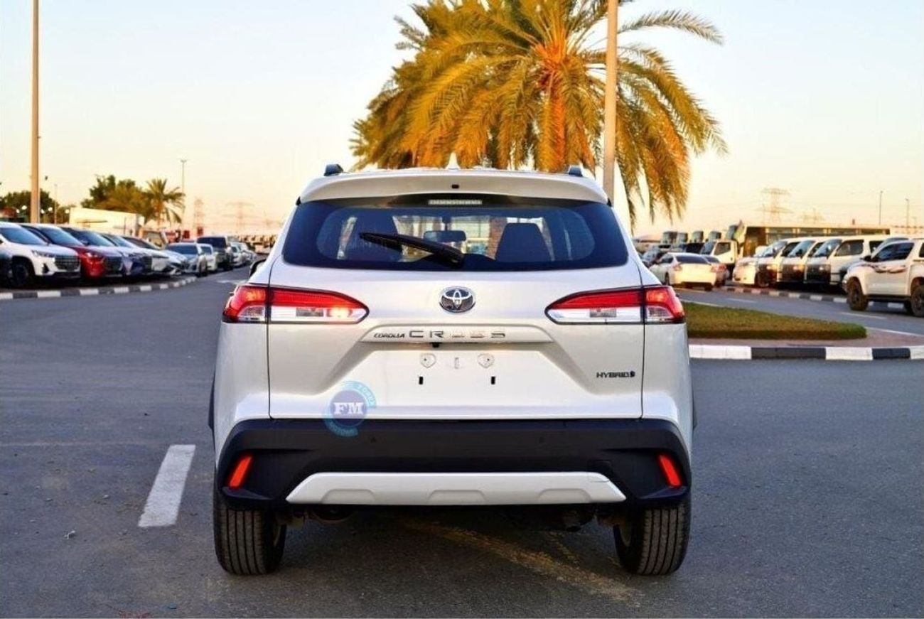Toyota Corolla Cross XLE Hybrid