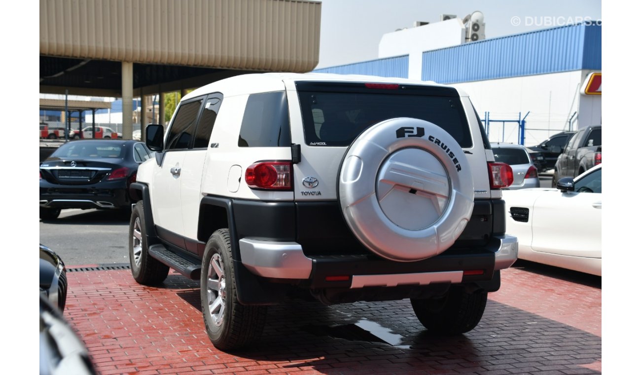 Toyota FJ Cruiser GXR Under Warranty 2018 GCC