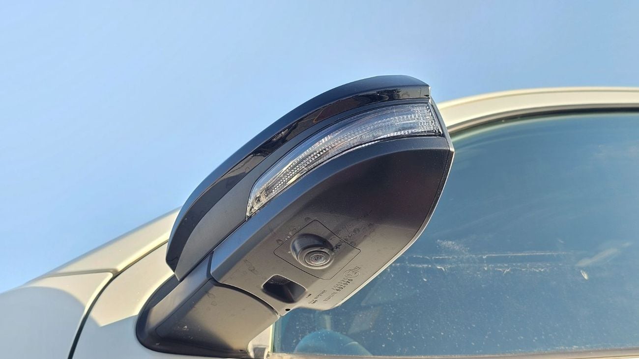 تويوتا هيلوكس Hilux 2.8 GR-SPORT 4WD AT 2026YM GCC WHITE WITH DIGITAL REAR VIEW MIRROR