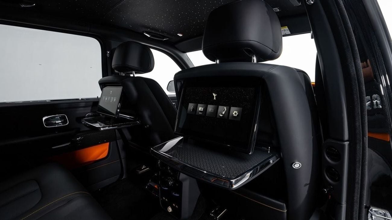 رولز رويس كولينان Black Badge - 2025 - GCC - Under Warranty and Service Contract