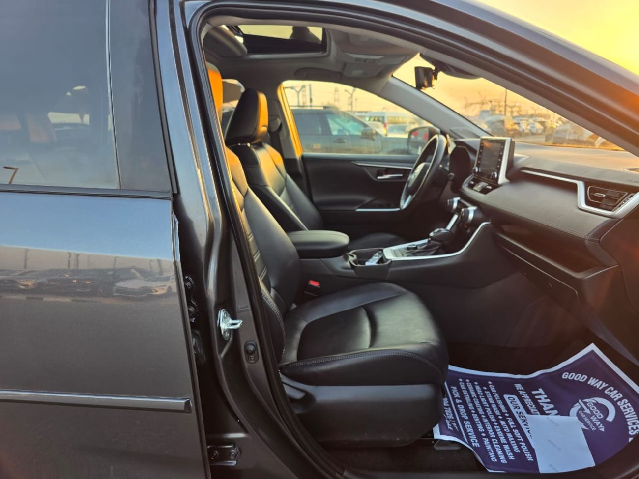 تويوتا راف ٤ 2.5L Limited Hybrid