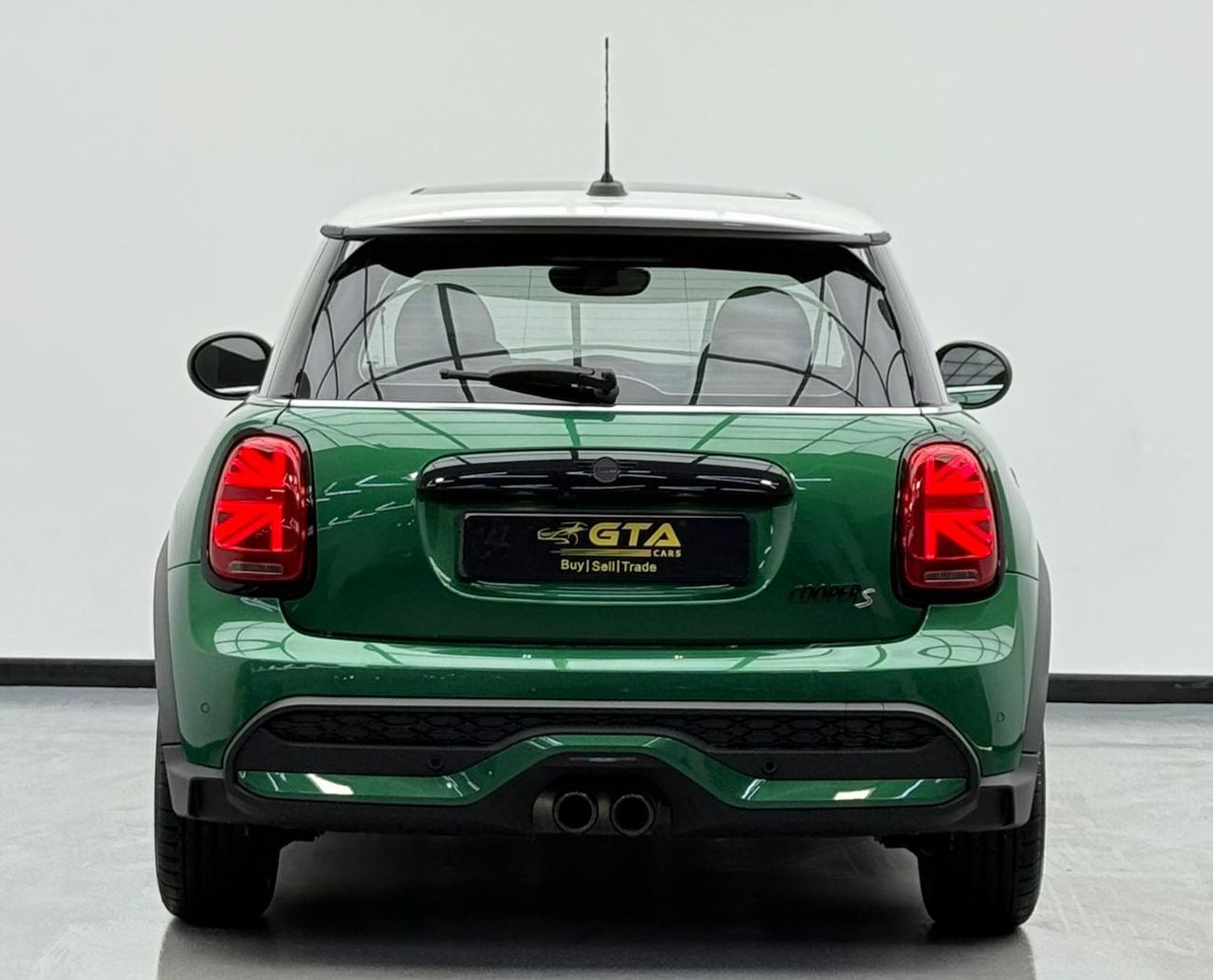 ميني كوبر S 2.0L (4 Seater) 2023 MINI Cooper S, Warranty, 2026 MINI Service Pack, Very Low Km, Fully Loaded, G