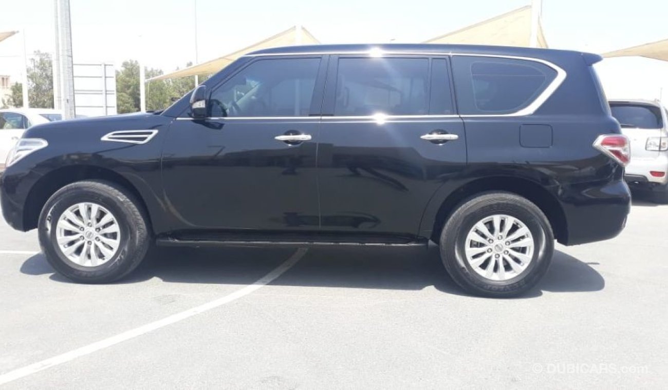 Nissan Patrol السيارة نظيفه جدا بحاله ممتازه بدون حوادث ضمان شاسيه جير ماكينه