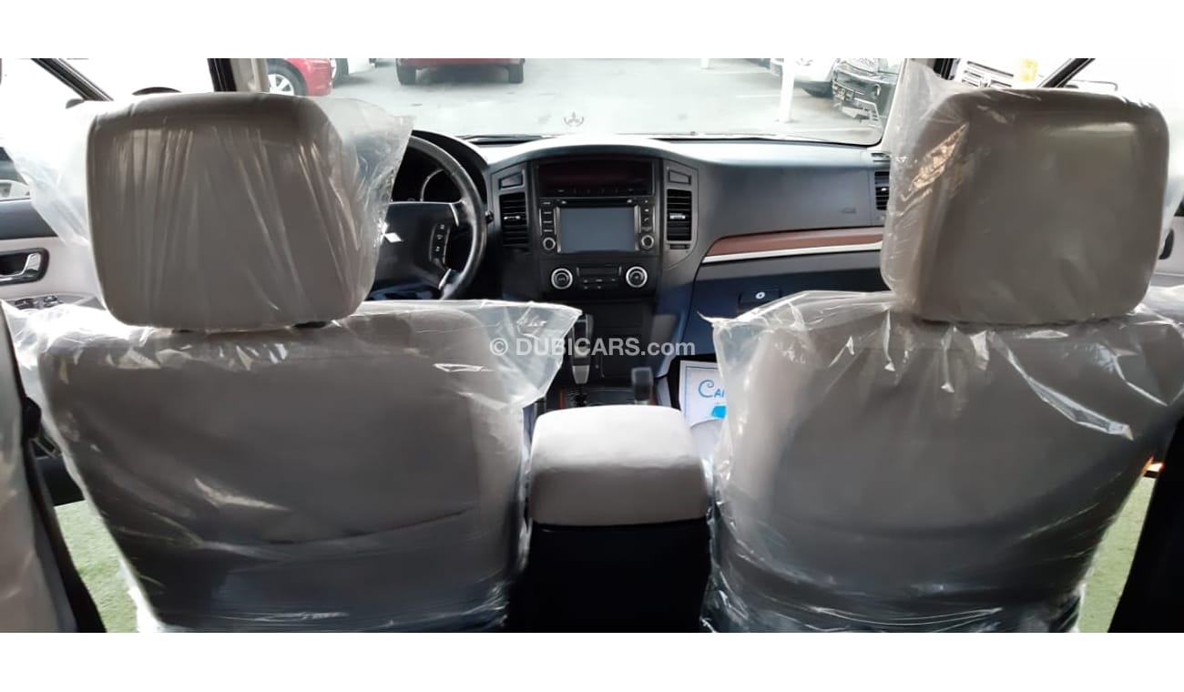 ميتسوبيشي باجيرو خليجى - مثبت سرعة - شاشة - رنجات بحالة ممتازة لاتحتاج لاى مصاريف