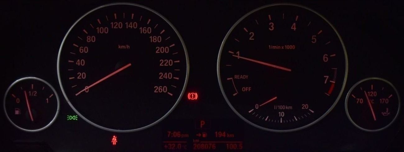 BMW 318i EXCELLENT DEAL for our BMW 318i ( 2018 Model ) in Black Color GCC Specs