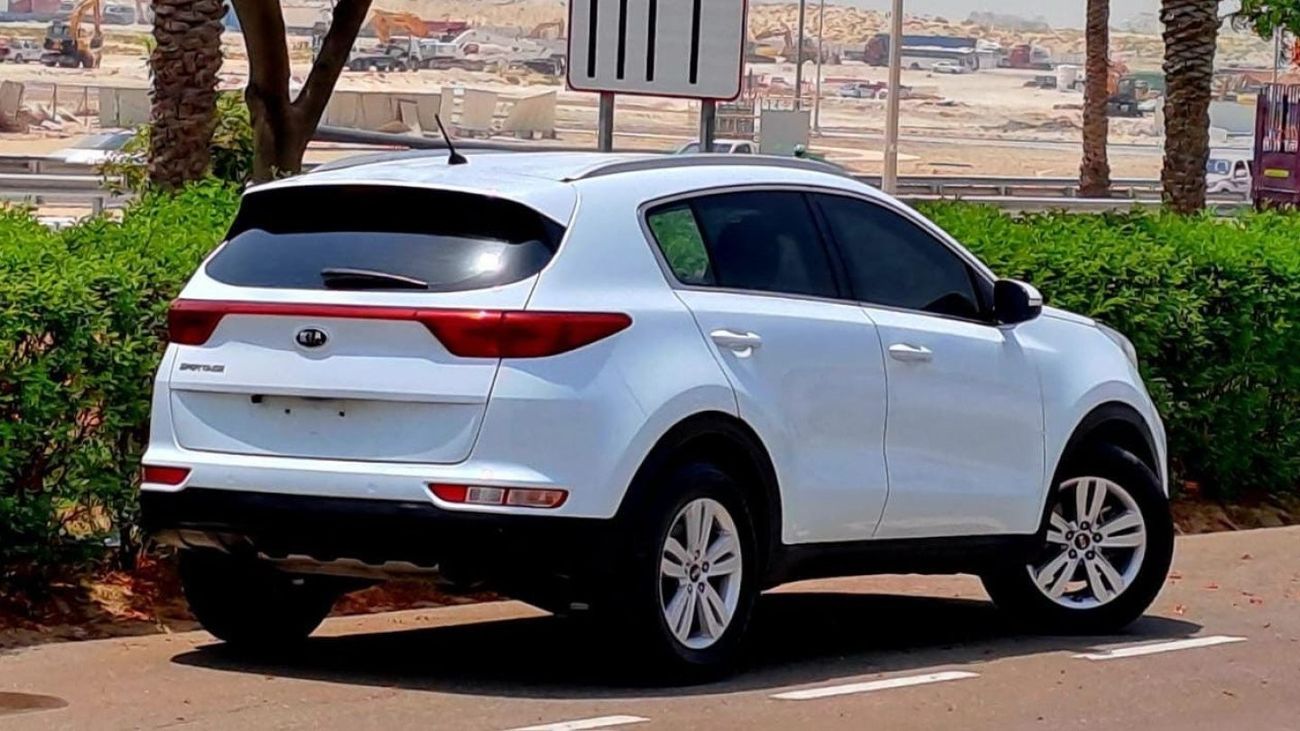 Kia Sportage LX 710-Monthly l GCC l Cruise, Camera, GPS l Accident Free