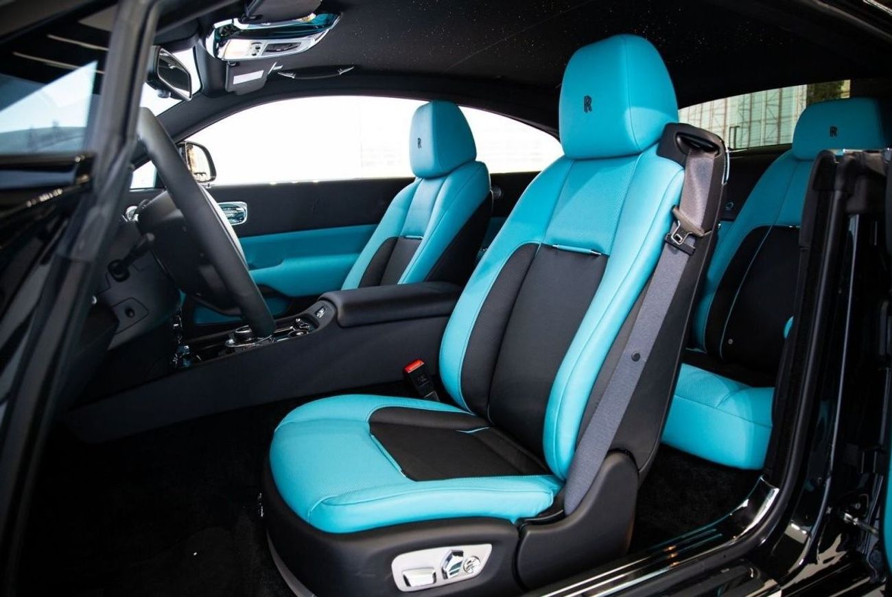 Rolls-Royce Wraith BLACK BADGE