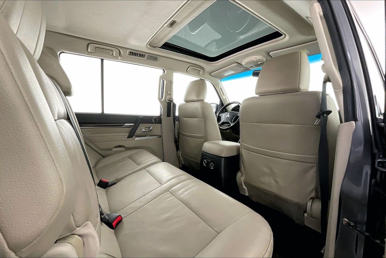 Mitsubishi Pajero GLS Highline | Carnival Sale • UP TO AED 20,000 OFF | Guaranteed Warranty | 0 Down Payment