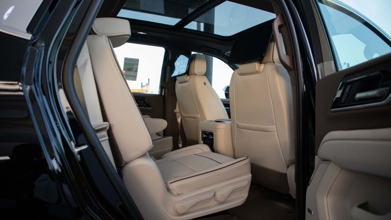جي أم سي يوكون Denali 6.2L V8 4WD | 2025 | GCC Specs | For Local Registration +10%