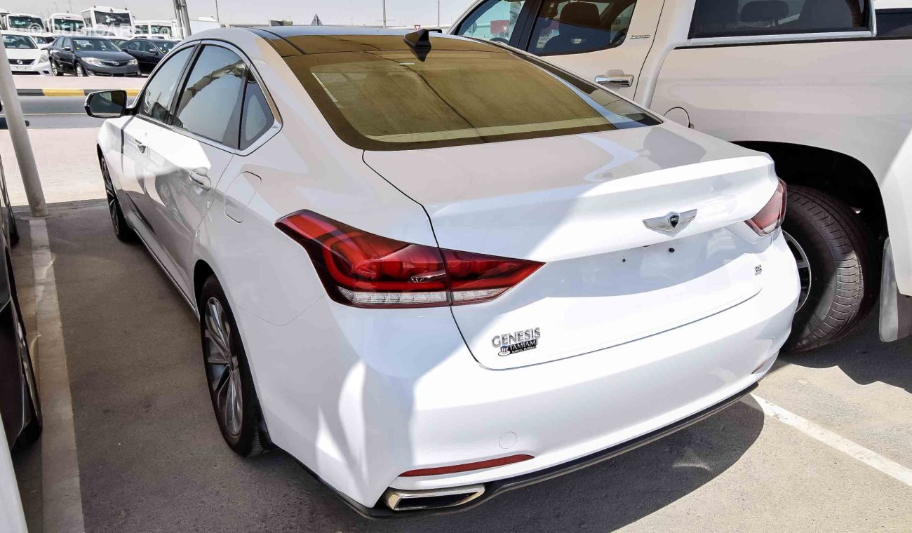 Hyundai Genesis 3.8