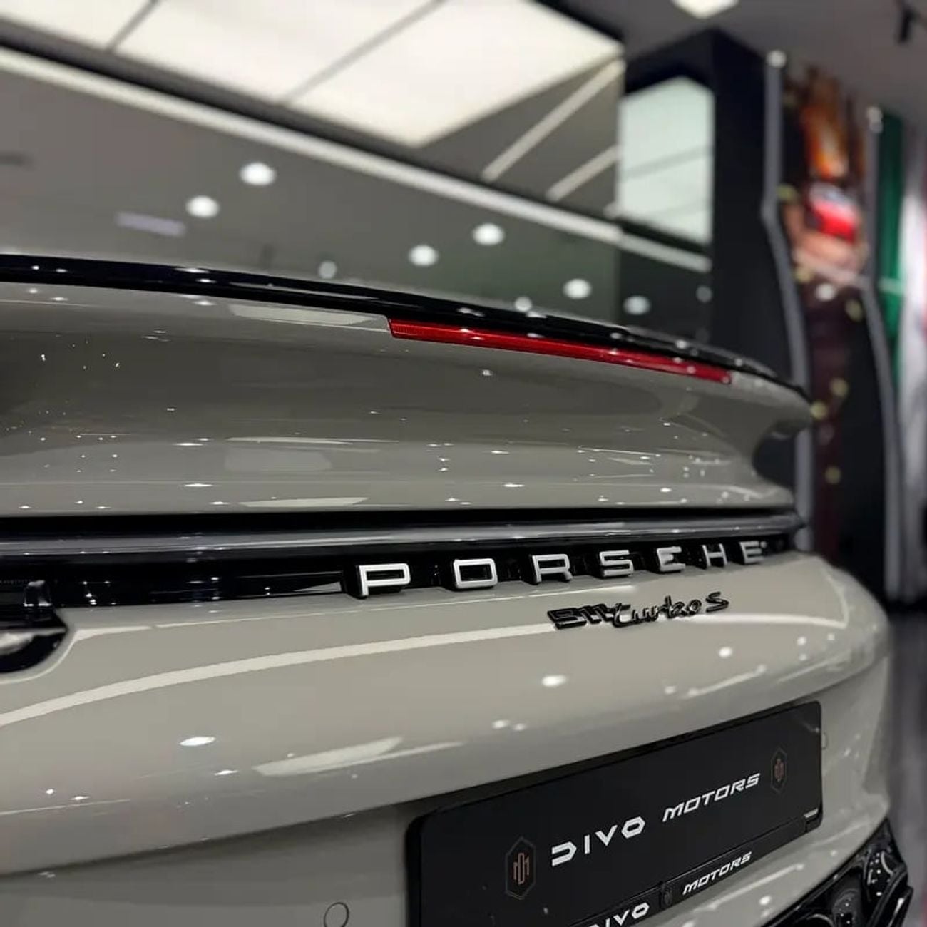 Porsche 911 Turbo S 3.8L (530 HP) Convertible 911 TURBO S GCC NARDO GRAY