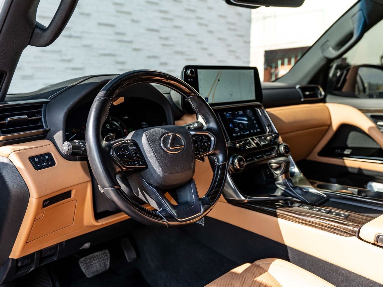 Lexus LX 600 Prestige 3.5L ( CYL)