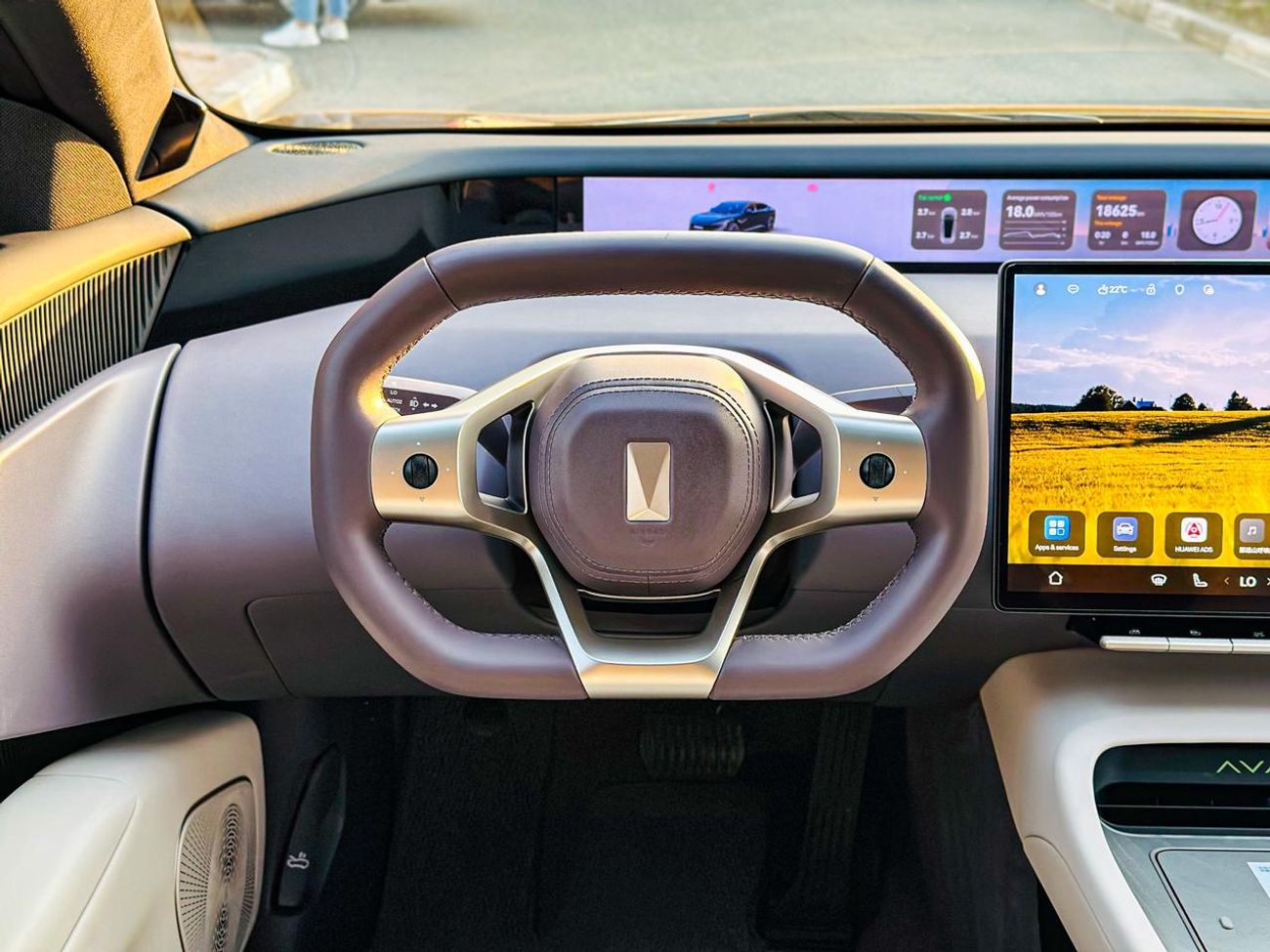 Avatr 12 2024 AVATR 12 Performance AWD | 94.5 kWh | 578 Hp | Range (700 Km) | Law Mileage (44,000 Km) | Warra