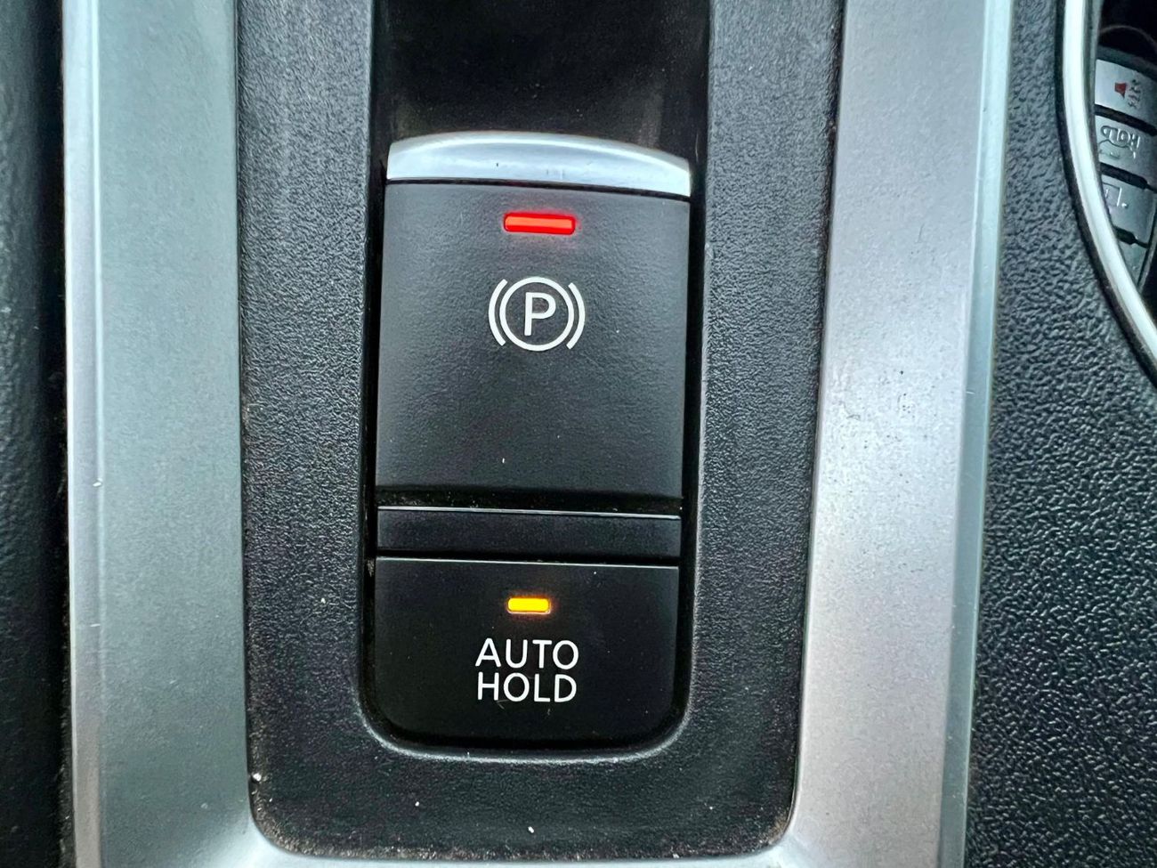 Nissan Altima SL 2.5L full option auto drive warranty one year