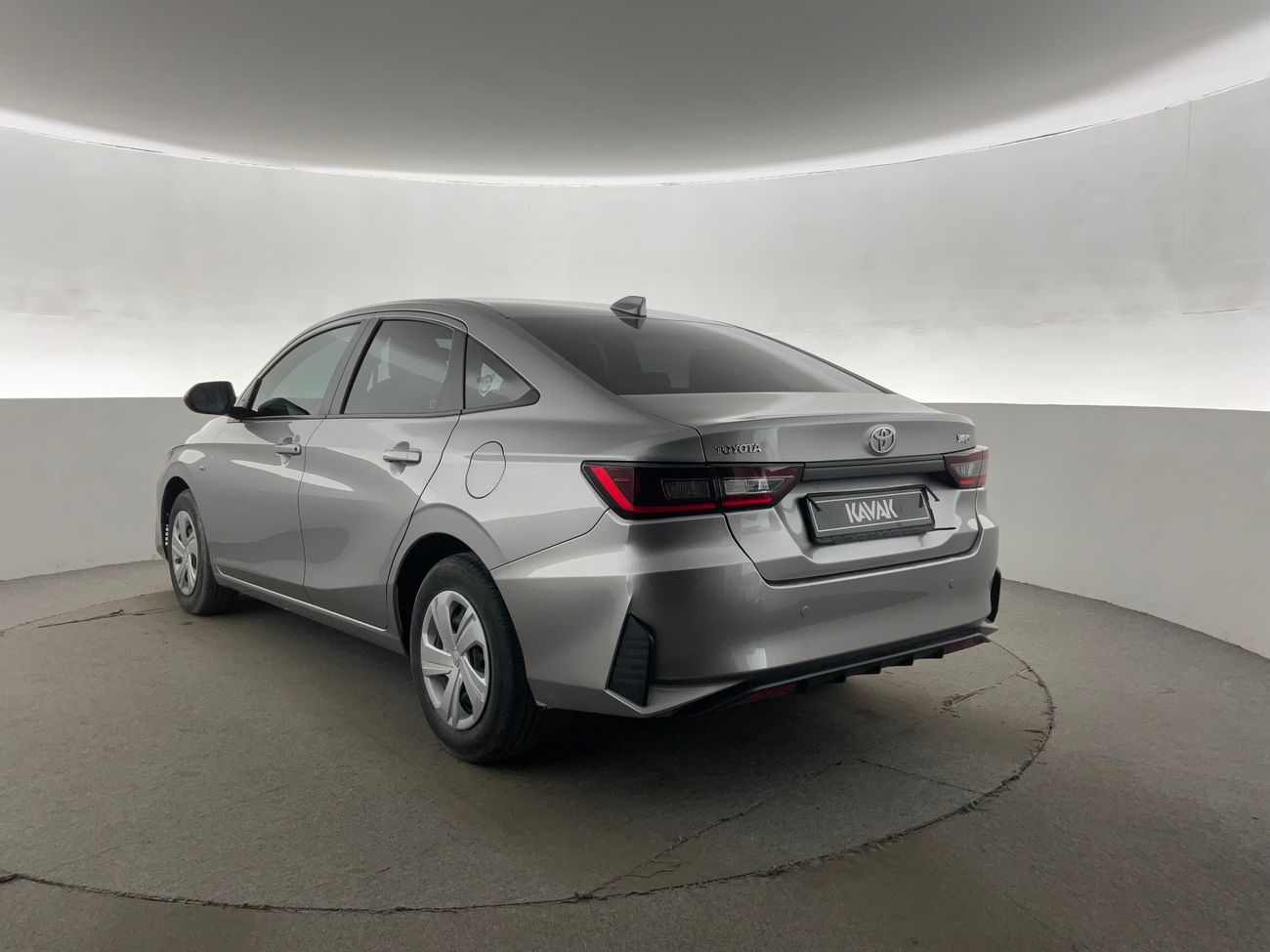 تويوتا يارس E | National Day Celebration | شامل الضمان | 0 ﺪﻔﻋﺓ ﺃﻮﻟﻯ