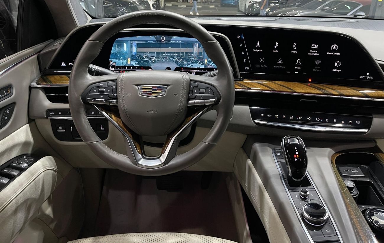 كاديلاك إسكالاد Premium Luxury 6.2L 4WD