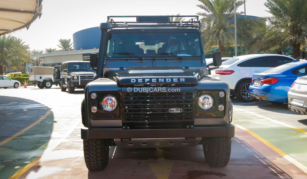 Land Rover Defender
